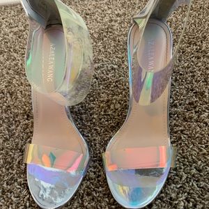 Holographic Heels